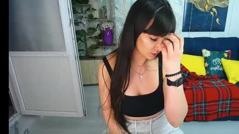 MissLaura online show from 02.09.25