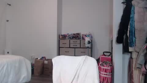 kourtn3ylov3  twitter online show from 03.28.26