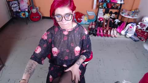 Miss Mia online show from 02.03.25