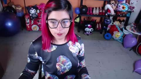 Miss Mia online show from 09.16.25