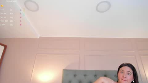 Mia  online show from 04.01.26