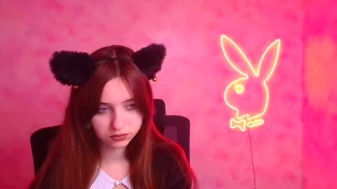 Mia online show from 11.16.25