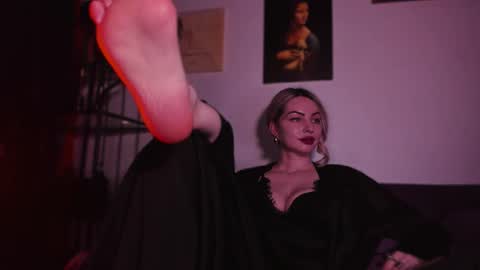   online show from 02.23.25