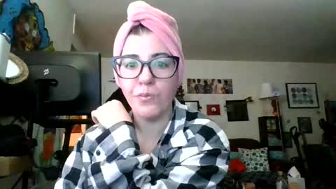 MissMona online show from 02.11.26