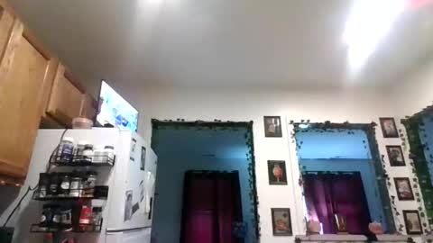 MissMona online show from 04.07.26