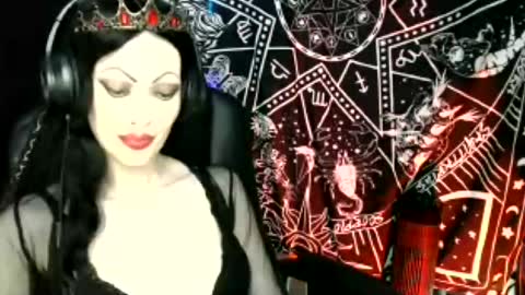 Snapshot of missmoondoll chatting on 07.12.26 MissMoonDoll online show from 07.12.26