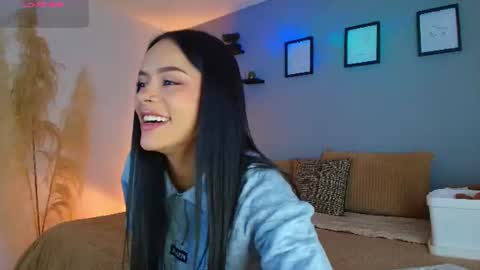 Snapshot of missnataly_ chatting on 06.27.26 Nataly Rivas online show from 06.27.26