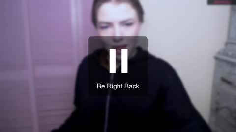 Snapshot of missoliviaa_ chatting on 01.05.25 Olivia online show from 01.05.25