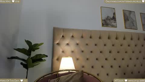 Snapshot of misspinkroom chatting on 07.18.26 Renata online show from 07.18.26