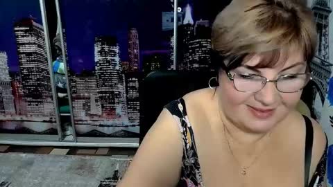 Snapshot of missritabella chatting on 10.06.25 Rita online show from 10.06.25