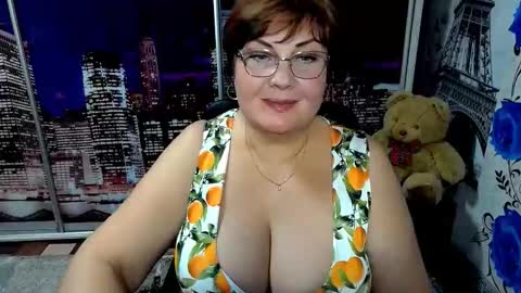 Snapshot of missritabella chatting on 11.24.25 Rita online show from 11.24.25