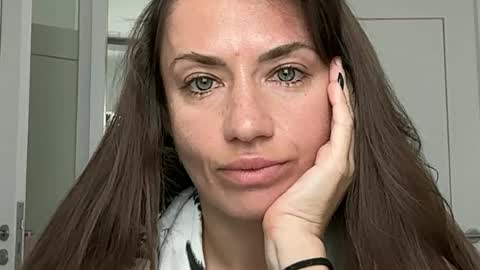 missroriann online show from 06.12.26