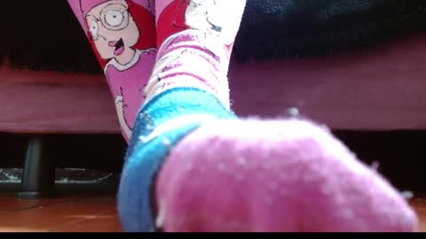 TELL ME MISS online show from 09.25.25