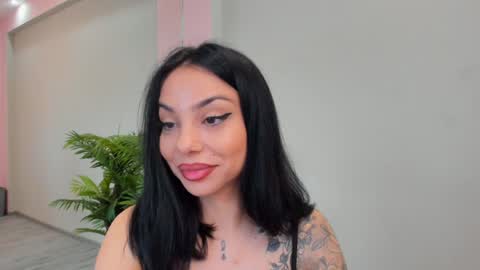 Snapshot of misssiennaa chatting on 04.12.26 Sienna online show from 04.12.26