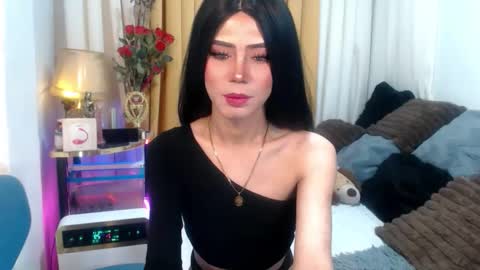 Snapshot of misstransstella69 chatting on 04.23.26 Stella online show from 04.23.26