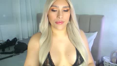 Snapshot of misstreslove2cum chatting on 06.03.26 You can call me Mistress. online show from 06.03.26