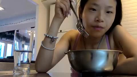 Miss Versatile online show from 05.29.26