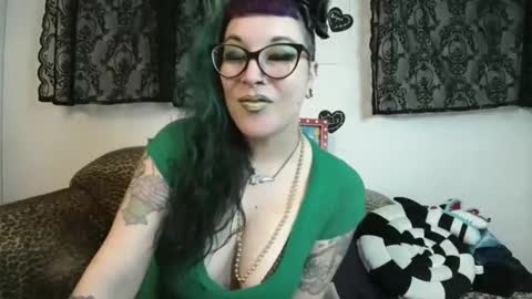 Missy Dee online show from 03.18.26