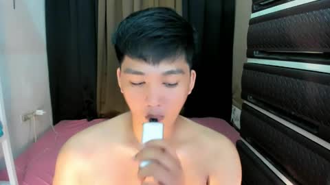 Snapshot of mister_officer chatting on 04.11.26 SAINT SACHI will make your day online show from 04.11.26
