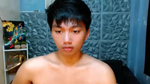 Snapshot of mister_officer chatting on 05.18.26 SAINT SACHI will make your day online show from 05.18.26