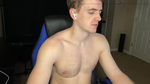 Snapshot of misterblanco chatting on 12.09.24 BLAUNCOE online show from 12.09.24