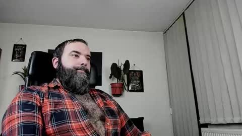 Snapshot of misterlov3r chatting on 11.26.25 misterlov3r online show from 11.26.25