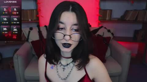 Snapshot of mistress__marcelline chatting on 09.17.25 Marcelline online show from 09.17.25