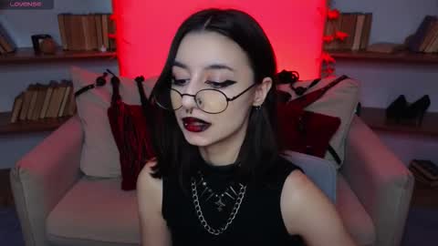 Snapshot of mistress__marcelline chatting on 10.12.25 Marcelline online show from 10.12.25