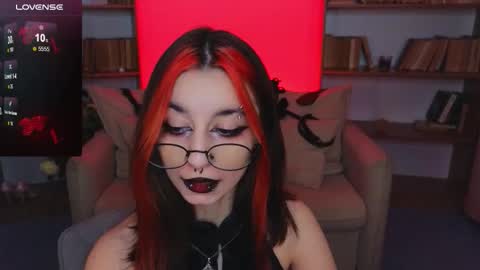 Snapshot of mistress__marcelline chatting on 11.26.25 Marcelline online show from 11.26.25