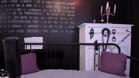 Mistress Marlene online show from 12.21.24