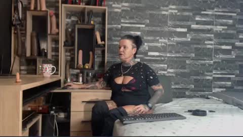 Snapshot of mistress_mirybossy chatting on 12.07.24 Mistress Mirybossy online show from 12.07.24