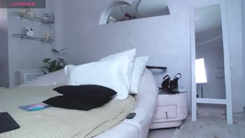 Snapshot of mistress_pamela_ chatting on 02.26.25 Mistress Pamela online show from 02.26.25