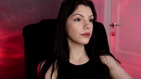 Snapshot of mistress_rochelle chatting on 02.11.26 Miss Rochelle online show from 02.11.26