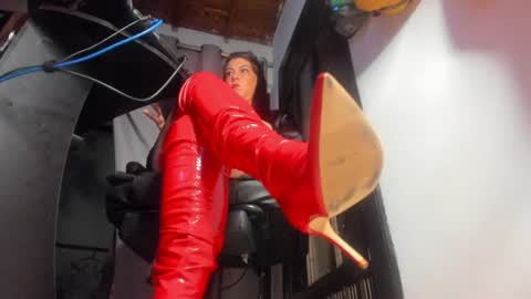 Snapshot of mistressanna_ chatting on 06.20.26 Mistress Anna Alves online show from 06.20.26