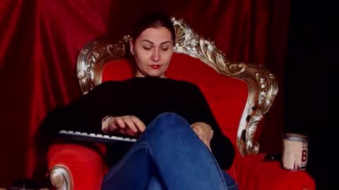 Snapshot of mistressfabiola chatting on 03.02.26 Mistress Fabiola online show from 03.02.26