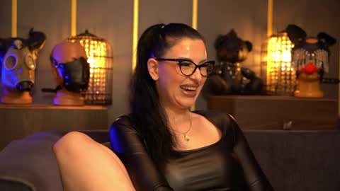 Mistress Kelly online show from 05.11.26