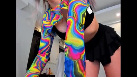 Snapshot of mistresskenda chatting on 12.17.24 Mistress KiRa online show from 12.17.24