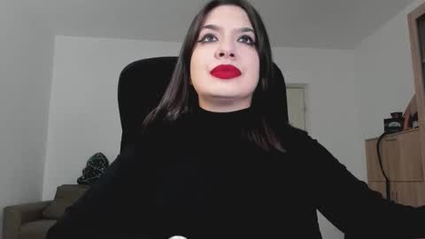 Snapshot of mistressmichelle5 chatting on 01.17.26 YourGoddessM online show from 01.17.26