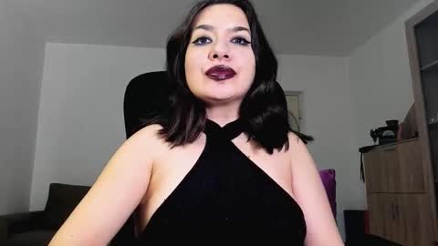 Snapshot of mistressmichelle5 chatting on 02.28.26 YourGoddessM online show from 02.28.26