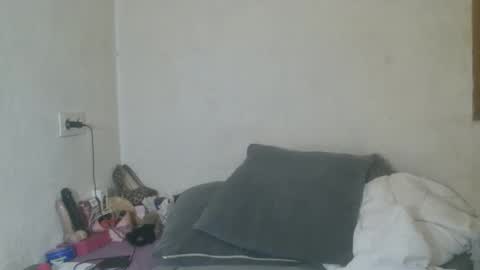 Snapshot of mistressmilly32 chatting on 04.29.26 mistressmilly32 online show from 04.29.26