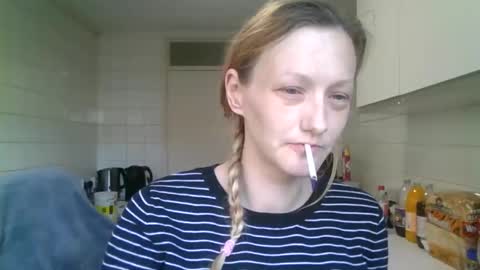 Snapshot of mistressmilly32 chatting on 05.22.26 mistressmilly32 online show from 05.22.26