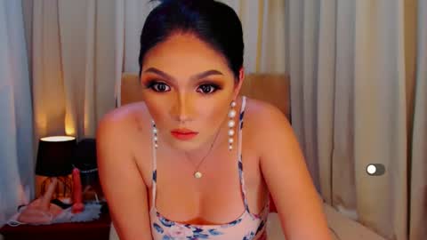 Leah online show from 12.08.24