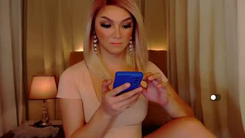 Leah online show from 05.07.26