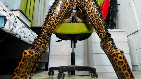 Tiffany online show from 03.14.26