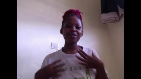 Snapshot of misty_shee chatting on 04.22.26 misty_shee online show from 04.22.26