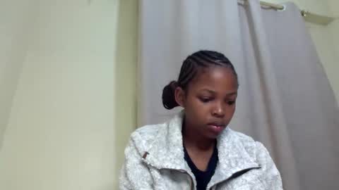 Snapshot of misty_shee chatting on 05.12.26 misty_shee online show from 05.12.26