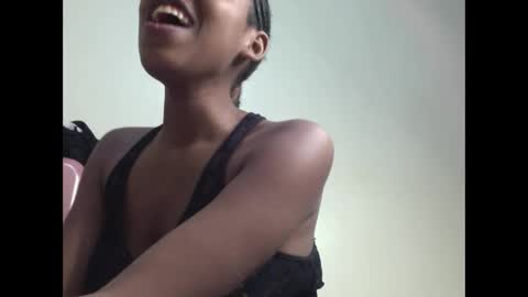 Snapshot of misty_shee chatting on 05.17.26 misty_shee online show from 05.17.26