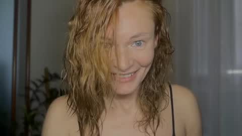 Snapshot of mistybarnes chatting on 04.26.26 MistyBarnes NONUDE MODEL online show from 04.26.26