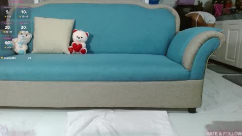 Snapshot of misumi_and_jason chatting on 10.18.25 MisumiJason online show from 10.18.25