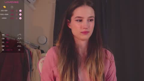 Snapshot of mita_mp4 chatting on 01.23.25 Mita online show from 01.23.25